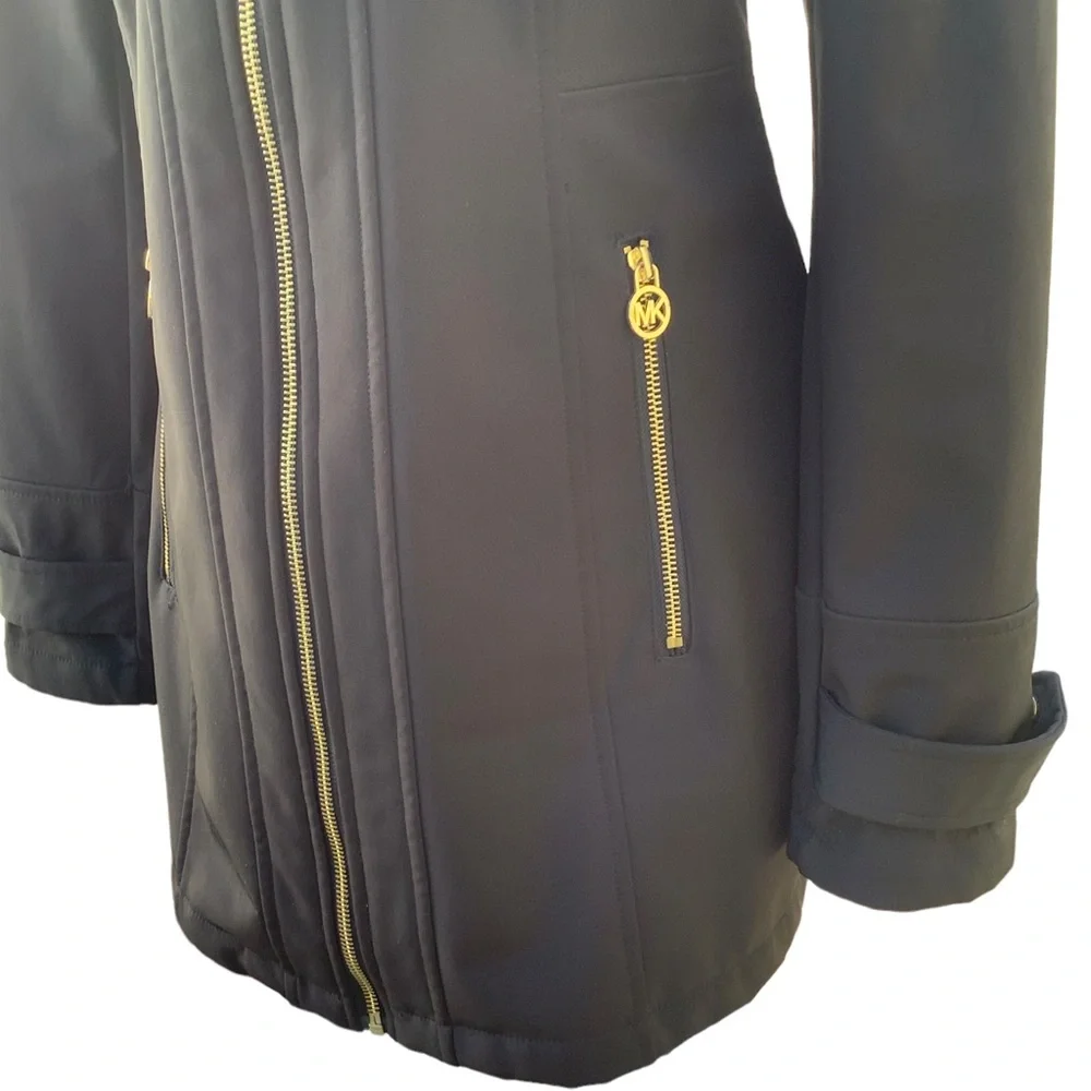 MICHAEL KORS WOMEN’S BLACK‎ RAIN AND ALL WEATHER COAT. SIZE XS